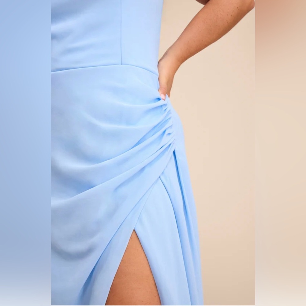 Lulus NWT “Glamorous Disposition” Light Blue Ruched Maxi Dress.  Size Large. - Picture 10 of 14